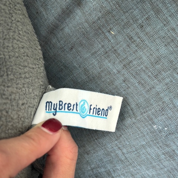 My Breast Friend nursing pillow - Gray - Picture 2 of 7